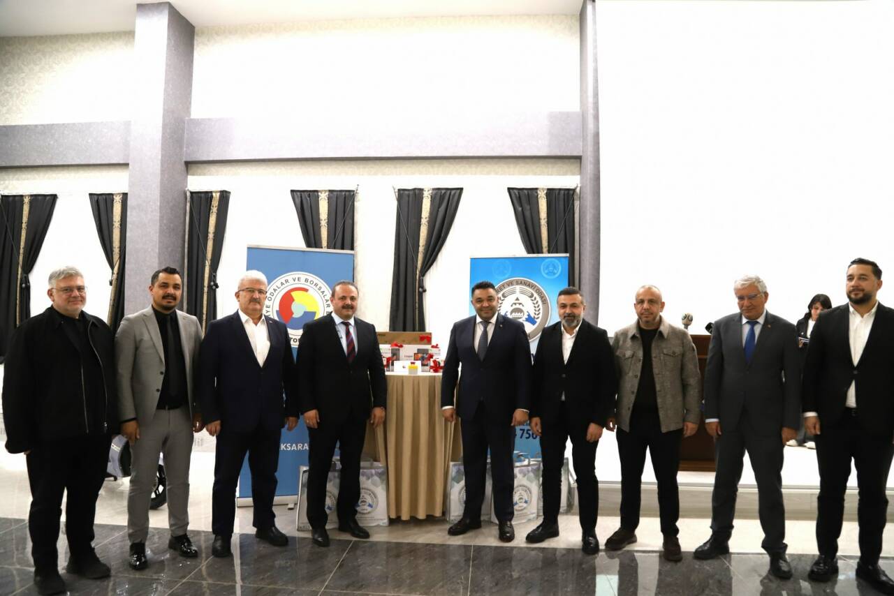 Aksaray Üniversitesi GençKart projesi, öğrencilere şehir genelinde alışveriş ve eğitim