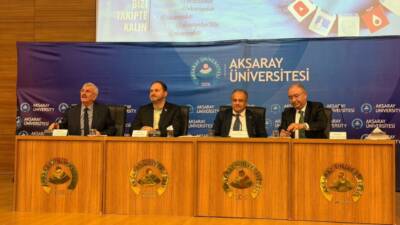 Aksaray Üniversitesi ev sahipliğinde düzenlenen “Bağımlılıklarla Mücadelede Üniversitelerin Katkısı” başlıklı