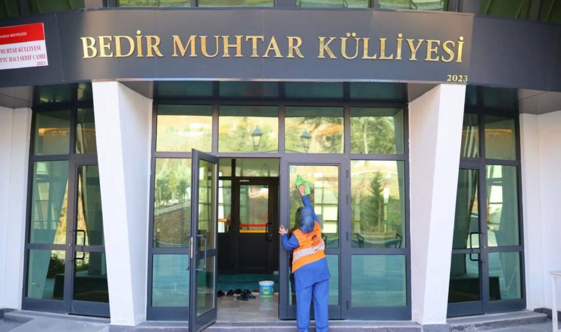 Aksaray Belediyesi, kent genelinde yürütülen temizlik programı kapsamında Bedir Muhtar