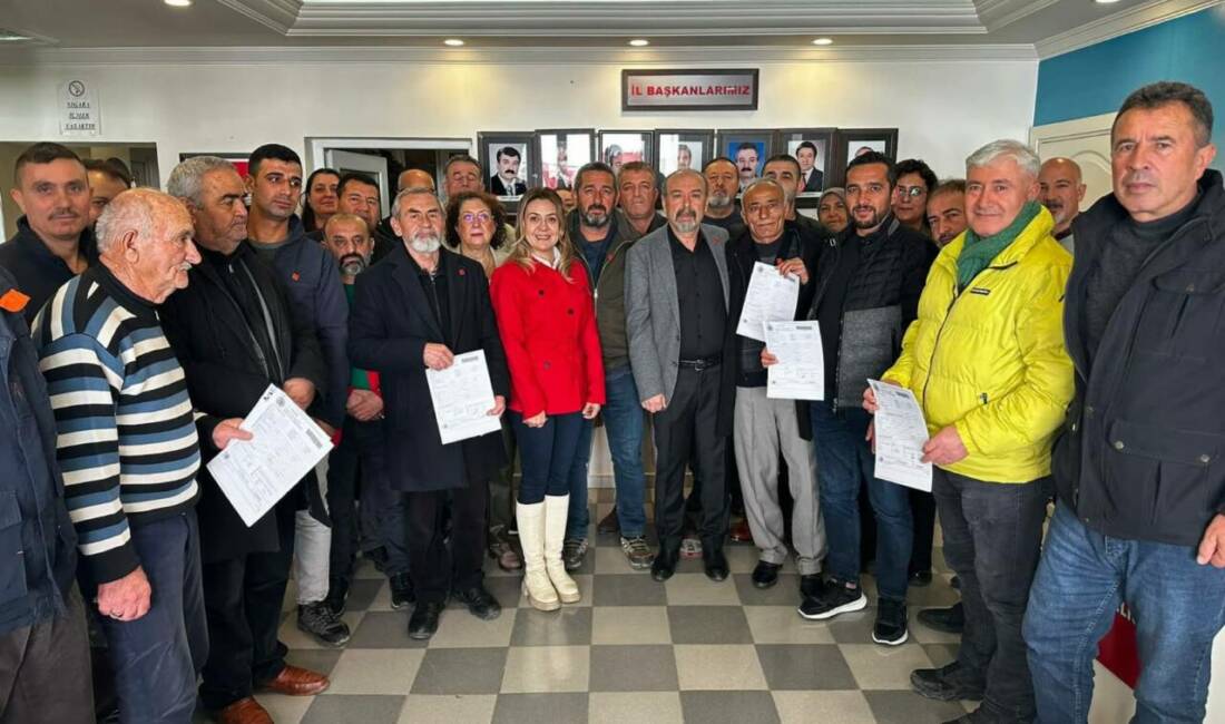 CHP Aksaray Merkez İlçe Başkanlığı, partiye yeni katılan üyeler için