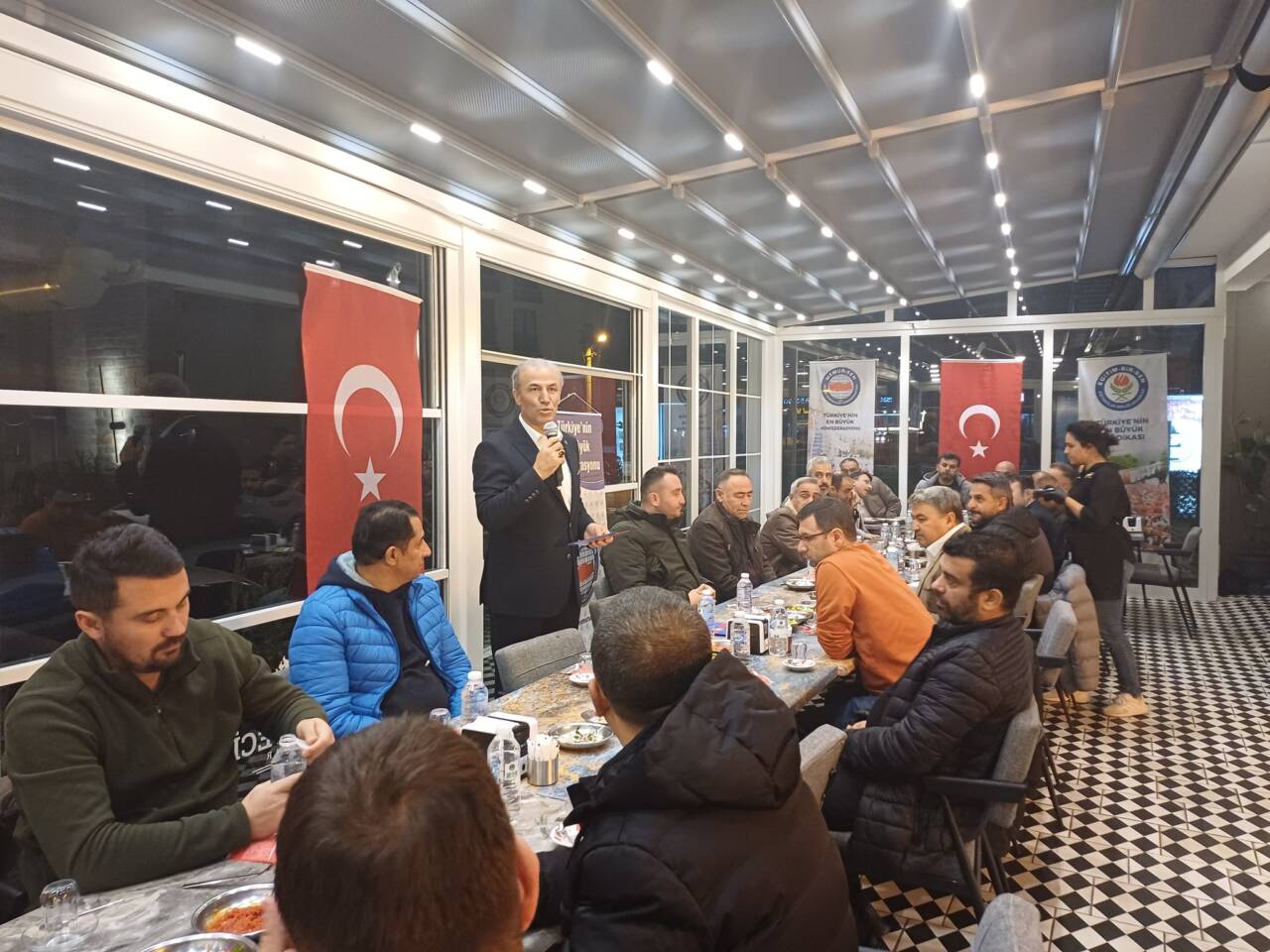 Eğitim-Bir-Sen Aksaray 1 No’lu Şube, iş yeri temsilcileriyle gerçekleştirdiği toplantıda