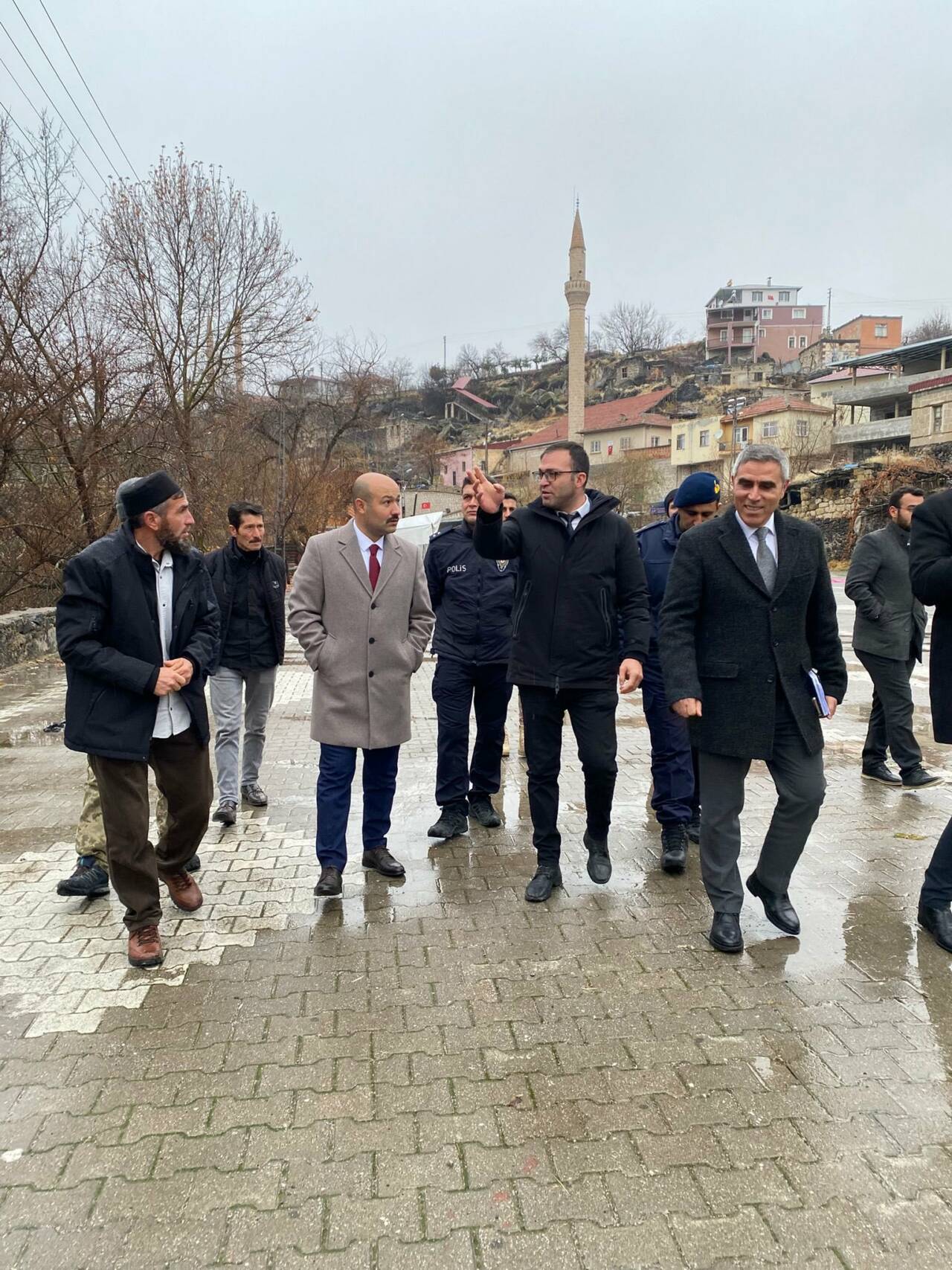 Güzelyurt Kaymakamı Süleyman Arat, kurum amirlerinin katılımıyla Ilısu Köyü’nü ziyaret