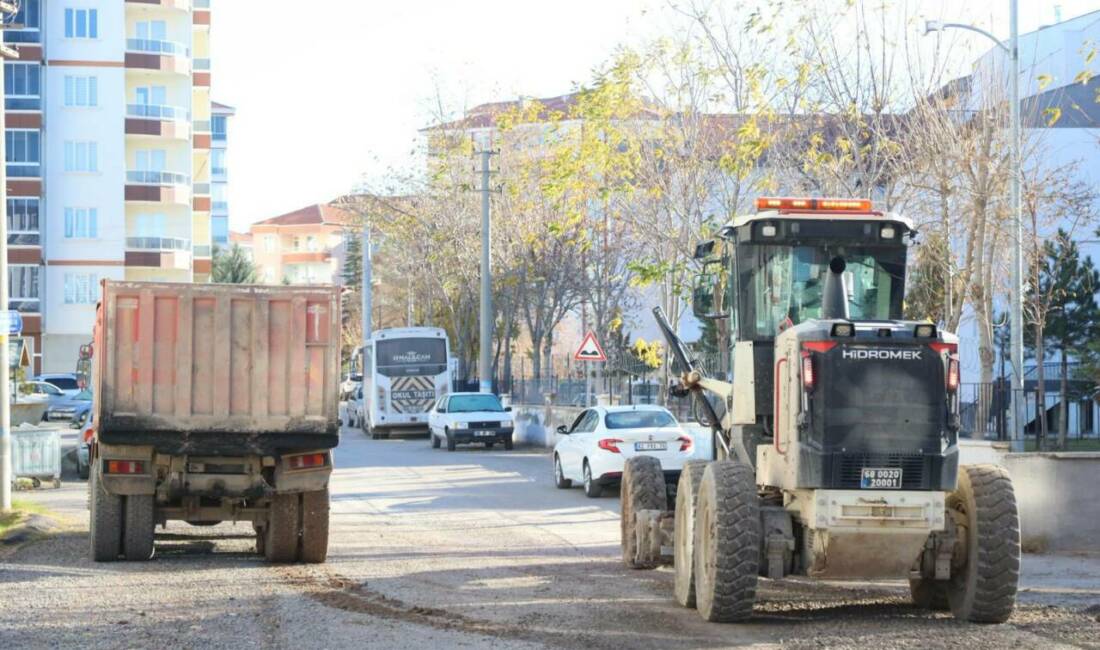 Aksaray Belediyesi, Hacılar Harmanı Mahallesi’nde yürüttüğü zemin iyileştirme ve stabilize