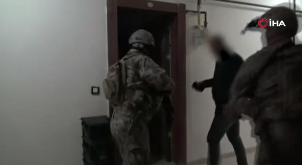 İçişleri Bakanı Ali Yerlikaya tarafından yapılan açıklamada, "25 ilde bu