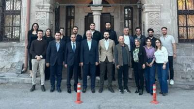 Aksaray Mimarlar Odası başkanlığına yeniden seçilen Ayhan Şahin, güven tazeledi. 