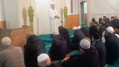Kentte düzenlenen sabah namazı buluşması Yunus Kent Tabduk Emre Camii’nde
