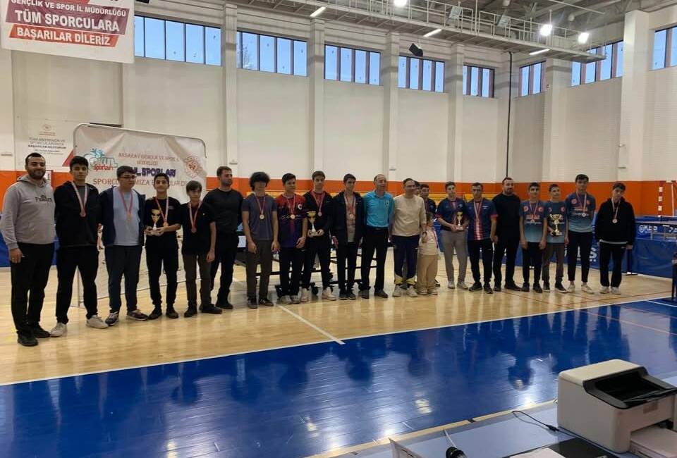 Aksaray Okul Sporları Masa Tenisi turnuvası tamamlandı. Aksaray Okul Sporları
