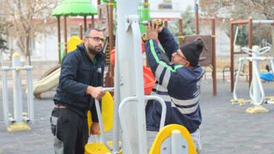 Aksaray Belediyesi, kent genelinde sürdürdüğü park ve yeşil alan yatırımlarına