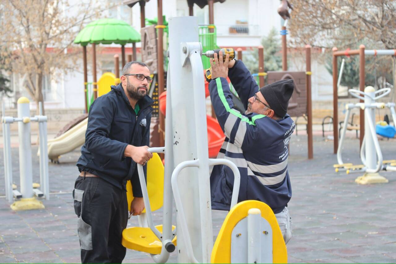 Aksaray Belediyesi, kent genelinde sürdürdüğü park ve yeşil alan yatırımlarına