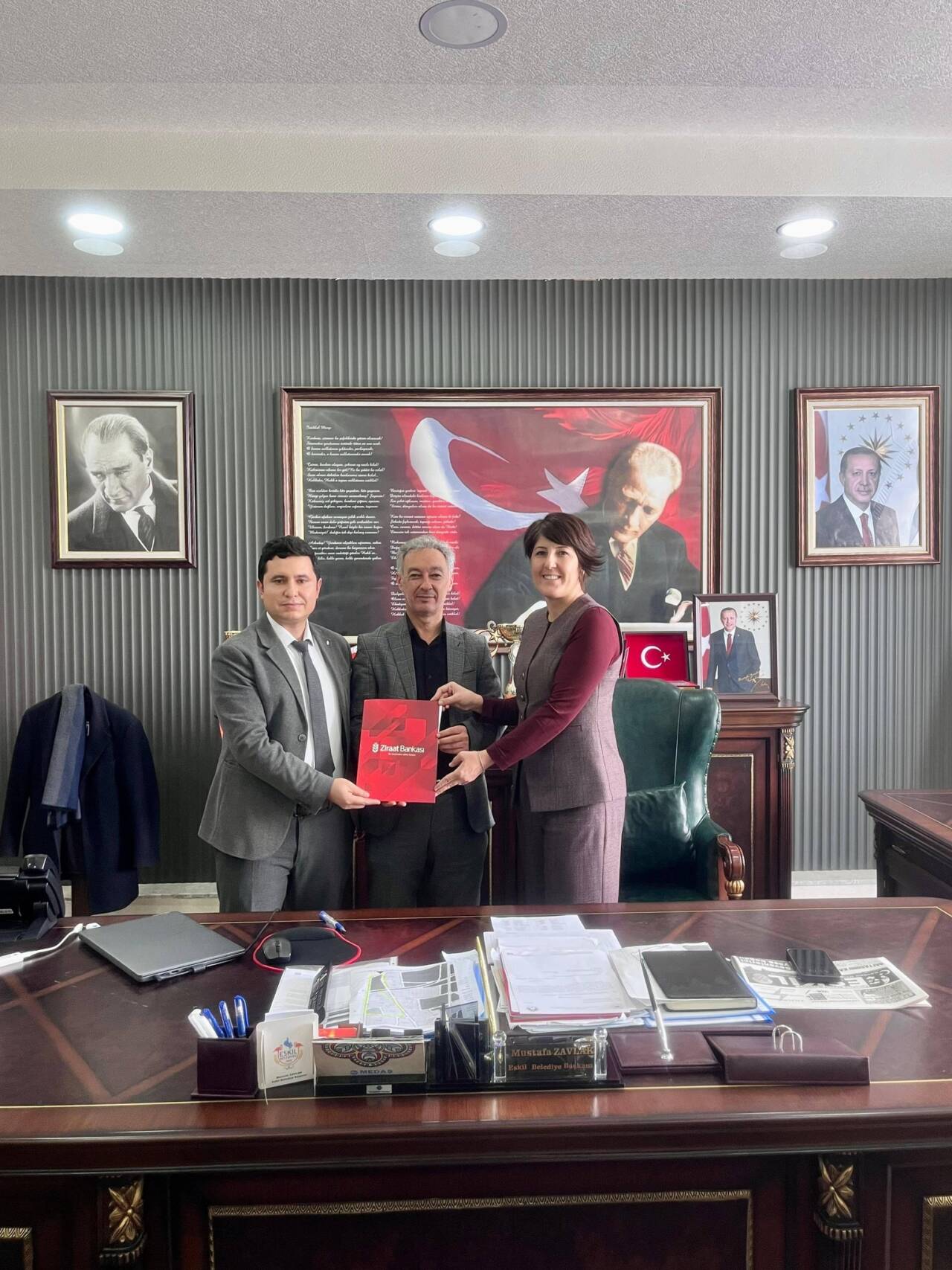 Eskil Belediye Başkanı Mustafa Zavlak, belediye personelinin refahını artırmaya yönelik