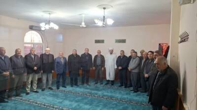 Türkistanlar Camii’nde sabah namazı buluşması gerçekleştirildi. Manevi atmosferde geçen programda,