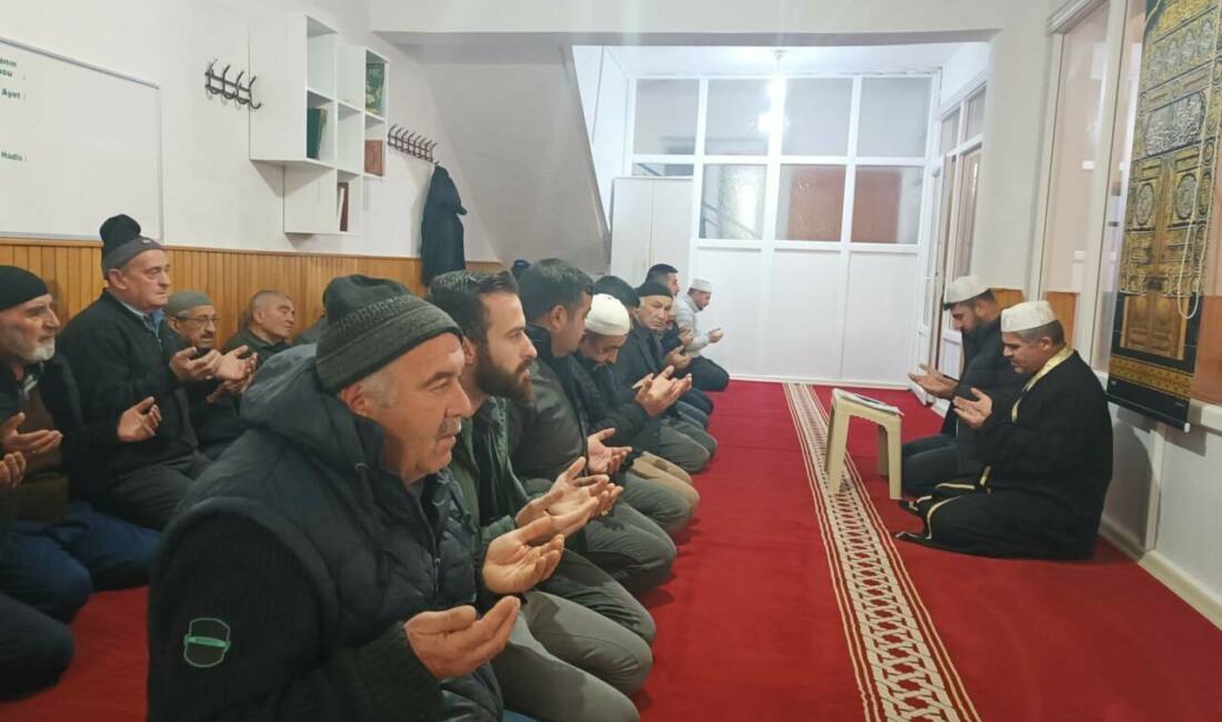 Ağaçören İlçe Müftülüğü, Panlı Merkez Camii’nde Cuma sabahı sabah namazı