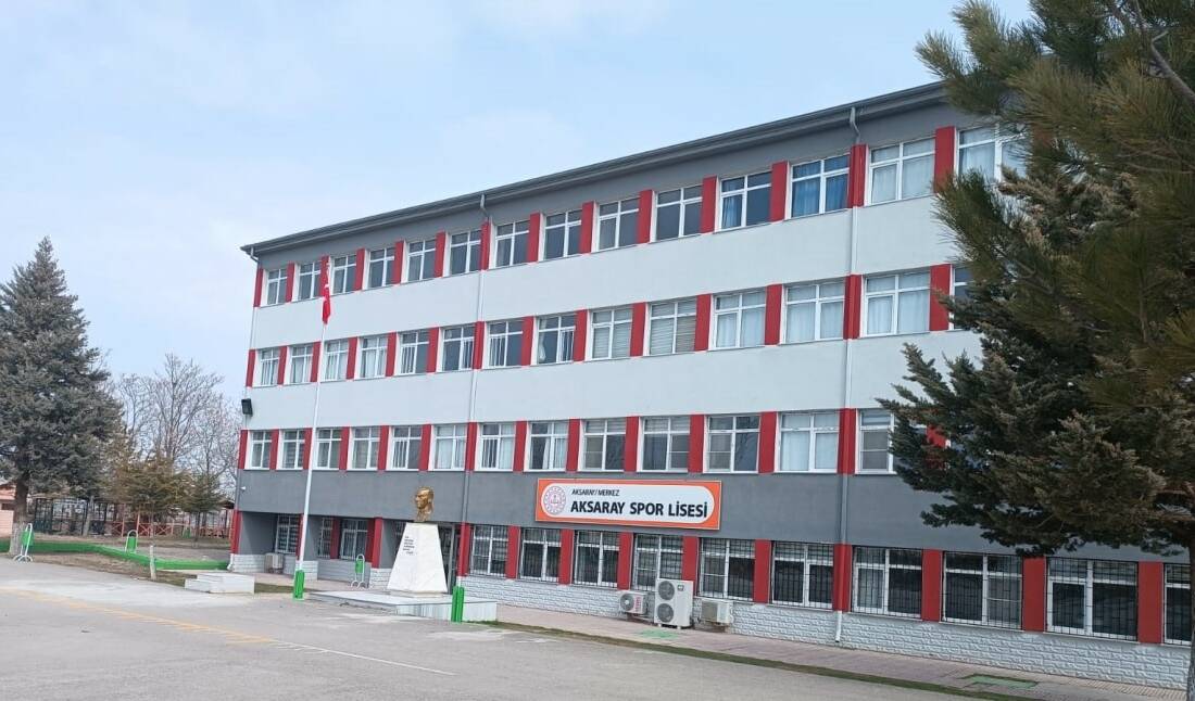  Aksaray Spor Lisesi Hentbol Takımı, okul–kulüp iş birliğiyle altyapıdan yetişen