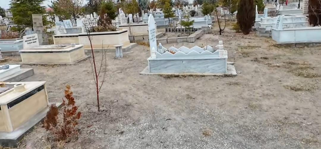 Sultanhanı Belediyesi, ilçe genelinde bulunan mezarlıklarda temizlik, bakım ve düzenleme