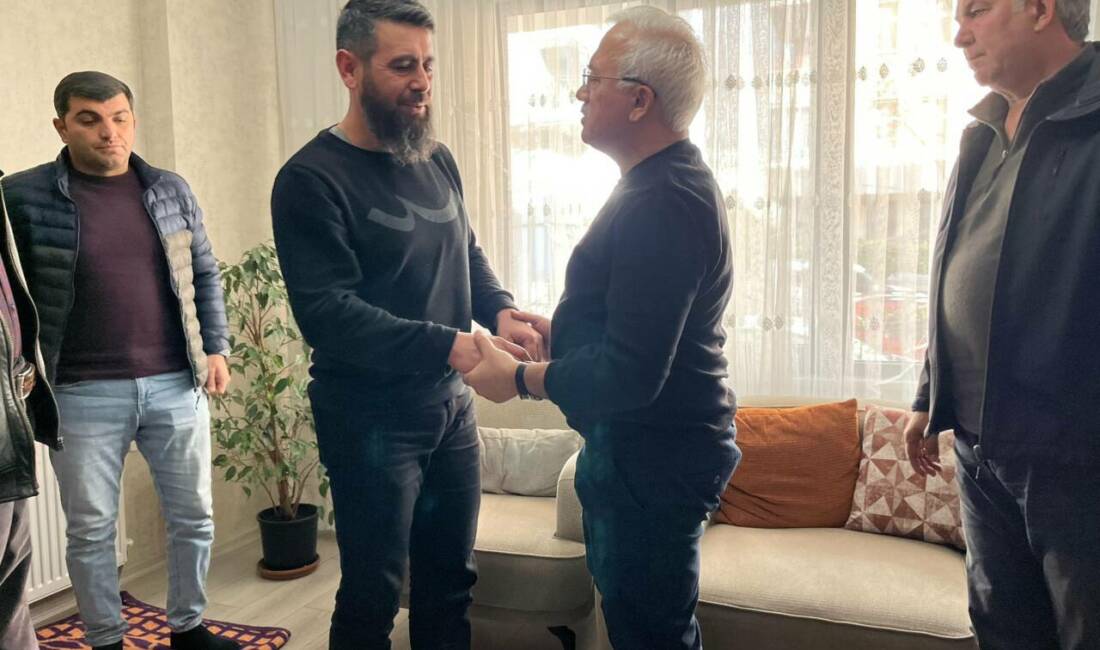 Aksaray Valisi Mehmet Ali Kumbuzoğlu, trafik kazasında hayatını kaybeden Abdülhamid
