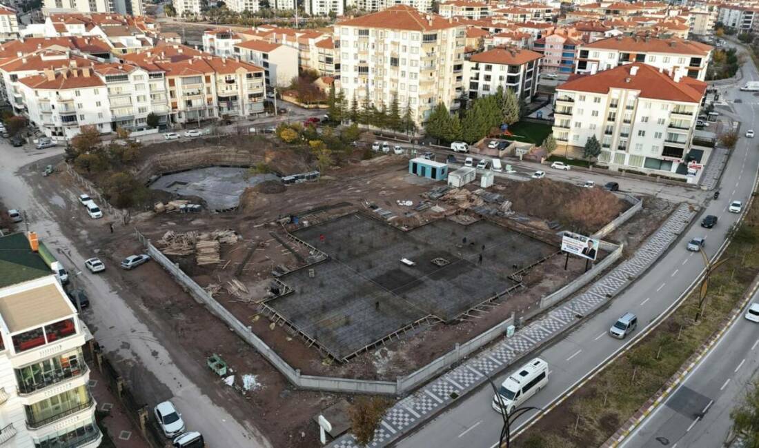 Aksaray Belediyesi, Cumhuriyet Bulvarı üzerinde yapımı süren Gündüz Bakımevi, Kreş