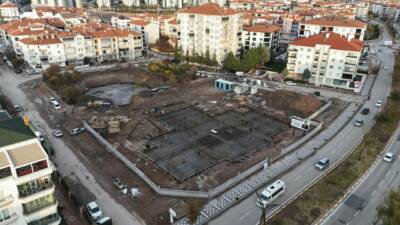 Aksaray Belediyesi, Cumhuriyet Bulvarı üzerinde yapımı süren Gündüz Bakımevi, Kreş