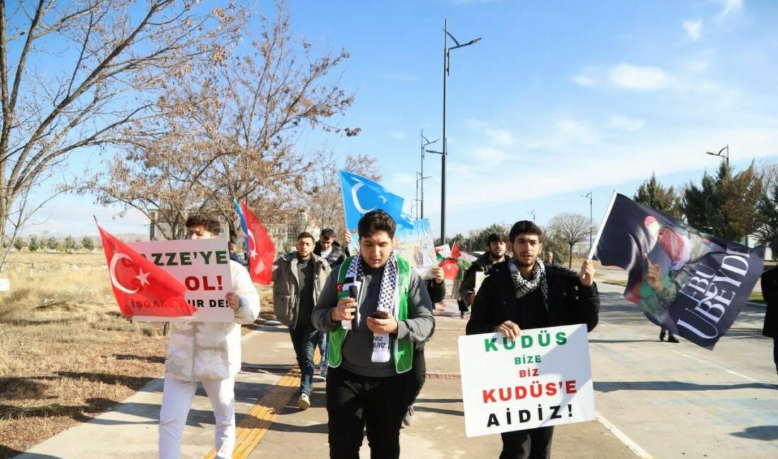 10 Aralık Dünya İnsan Hakları Günü dolayısıyla Aksaray Üniversitesi kampüsünde