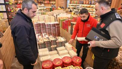 Yılbaşı öncesinde artan alışveriş hareketliliğinin ardından gıda güvenliğinin sağlanması amacıyla