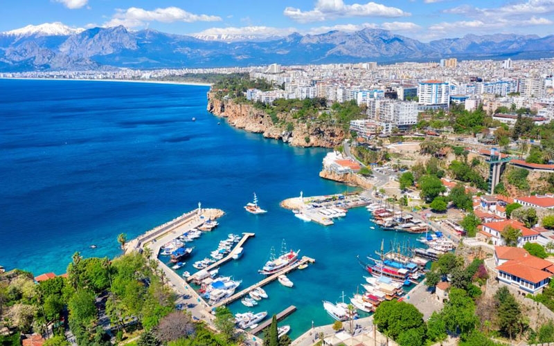 Euromonitor International’ın 2025 Turizm Performansı Endeksi’nde Antalya, Paris ve New