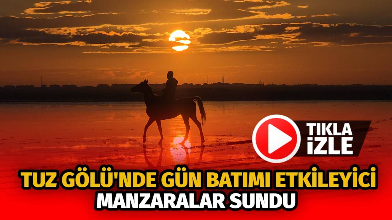 Aksaray Tuz Gölü’nde gün batımı sırasında gökyüzünde oluşan kızıl tonlar,