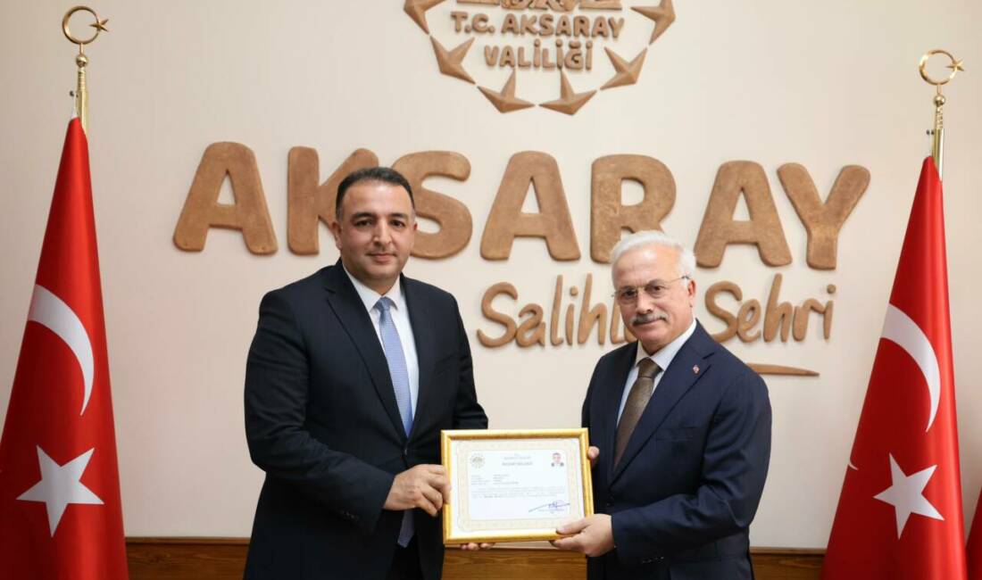 Aksaray’da başarı belgesi takdimi töreni gerçekleştirildi. Başarı belgesi, Aksaray’da yürütülen