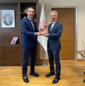 Eskil ziyaret gündeminde Ankara’da ele alındı. Eskil ve ilçenin ihtiyaçları