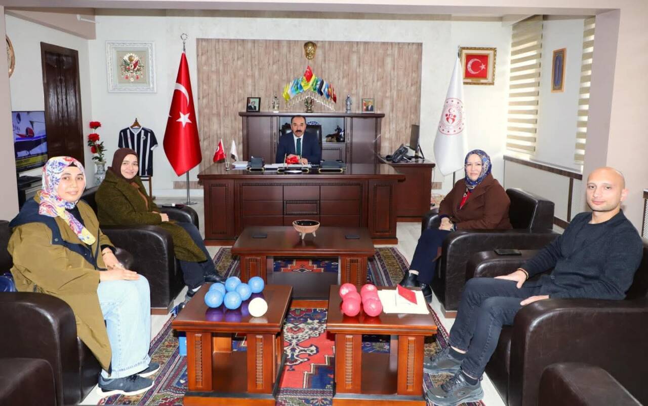  Aksaray Otizm Derneği ve Mavi Mucizeler Spor Kulübü temsilcileri, Aksaray