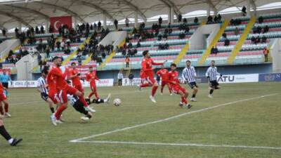 Kuzeyboru 68 Aksaray Belediyespor, bugün Adanaspor deplasmanında kritik maçta sahaya