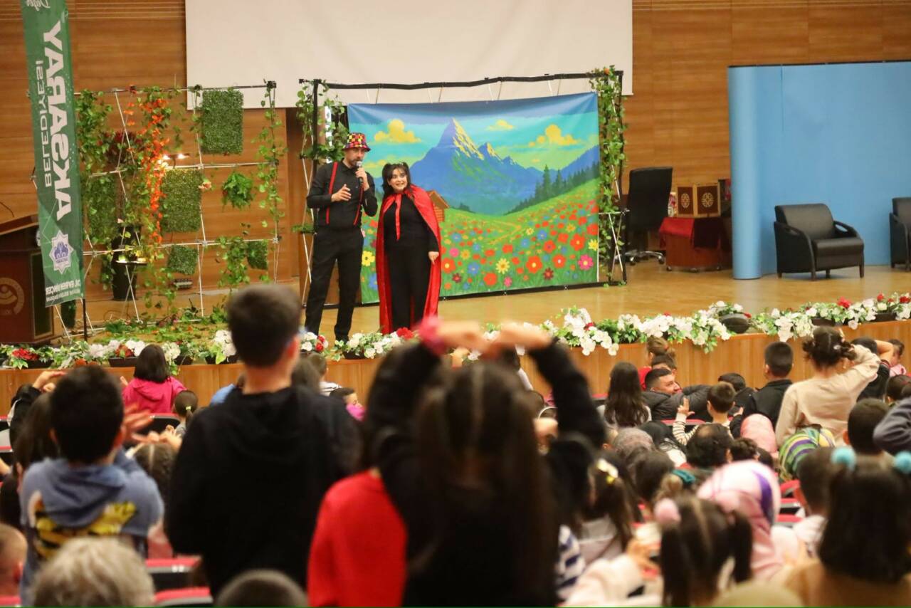 Aksaray Belediyesi, yarıyıl tatilinde çocukların hem eğlenmesi hem de öğrenmeye