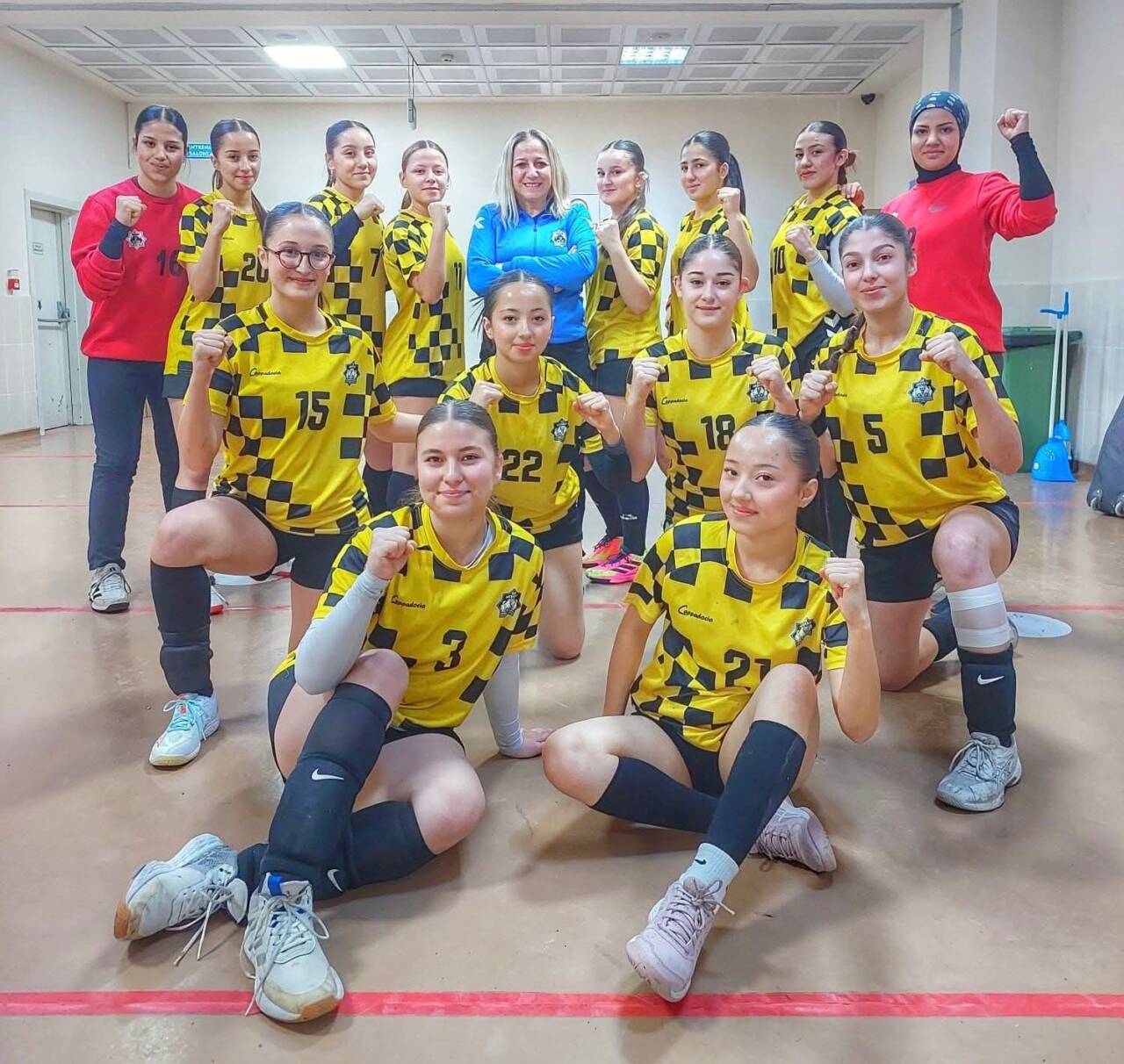 Amasya’da oynanan final maçında Kepez Bld. Spor’a 35-23 mağlup olan