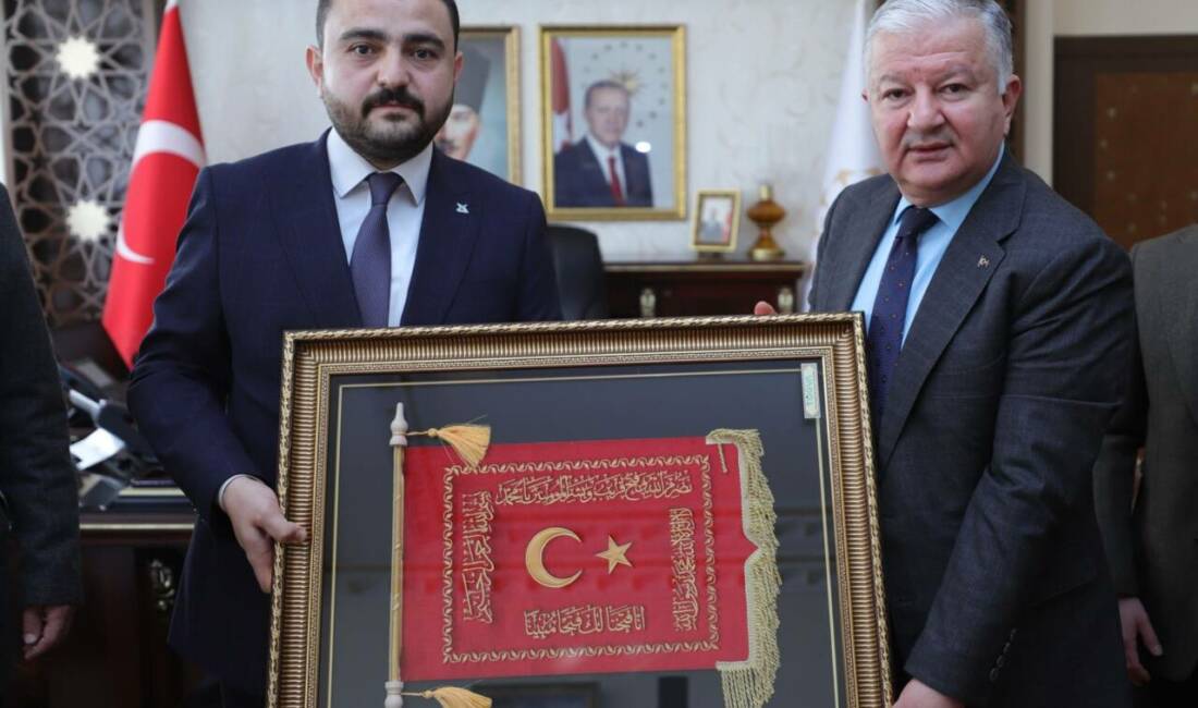 TÜGVA Aksaray İl Temsilcisi Mahmut Aliç ve yönetimi, gençlik projeleri