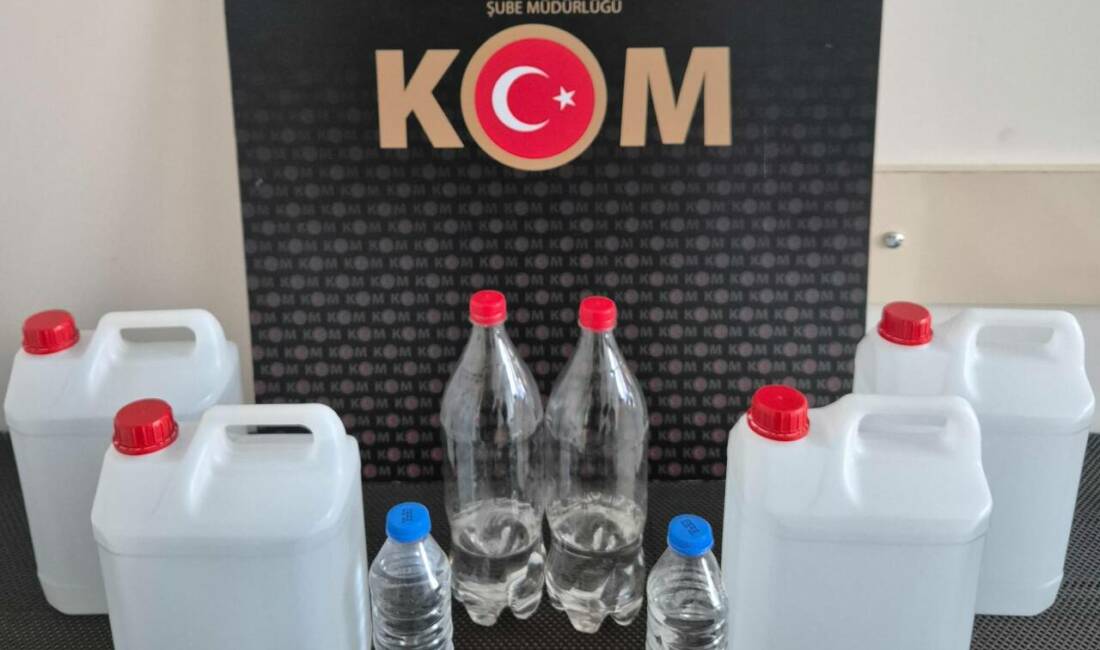 Kırşehir'de İl Emniyet Müdürlüğü  ekipleri tarafından düzenlenen sahte alkol operasyonda
