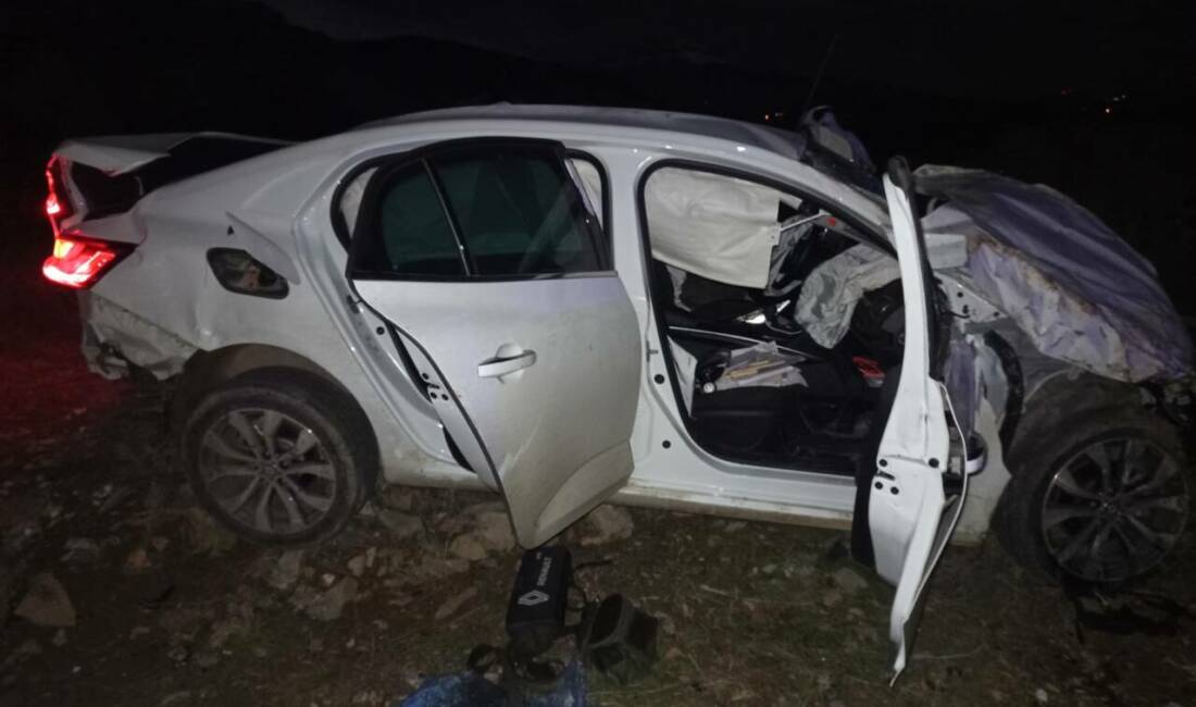 Konya'nın Seydişehir ilçesinde yaşanan olayda otomobil devrildi. Kazada 2 kişi