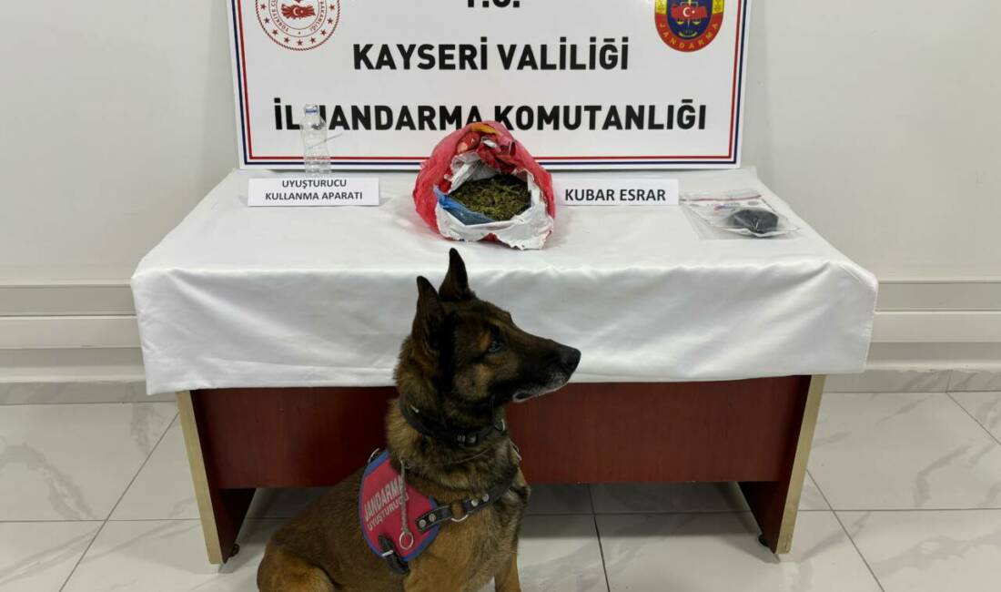 Kayseri'de jandarma ekipleri tarafından düzenlenen uyuşturucu operasyonunda 3 şüpheli gözaltına