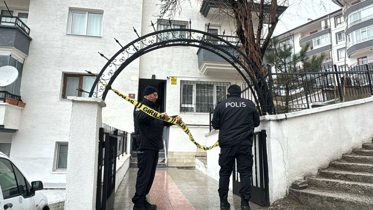 Ankara'nın Mamak ilçesindeki evinde öldürülen kadının annesi ve arkadaşı gözaltına