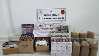 Kayseri'nin Develi ilçesinde 26 bin 240 bandrolsüz makaron (filtreli sigara