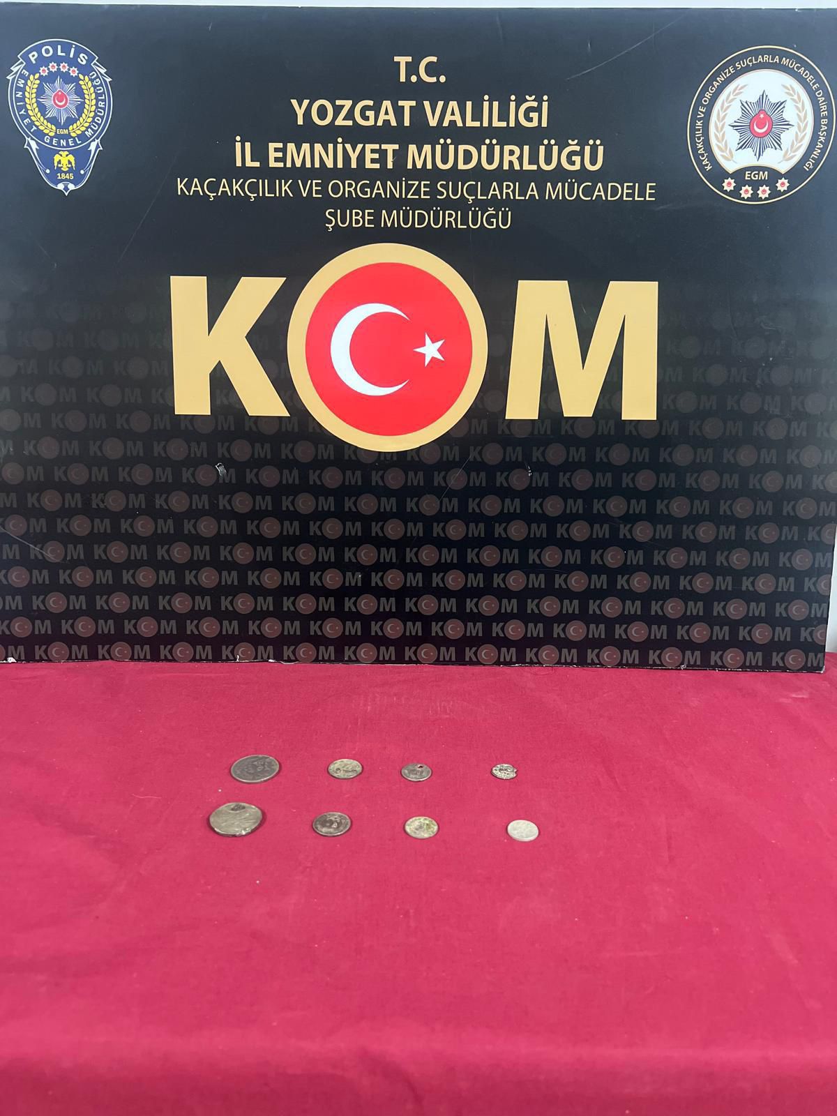 Yozgat'ın Sarıkaya ilçesinde tarihi eser niteliğinde olduğu değerlendirilen 8 sikke