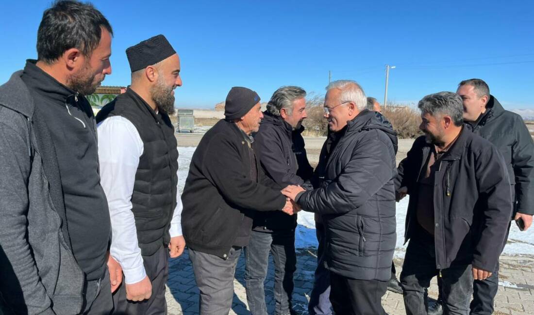 Aksaray Valisi Mehmet Ali Kumbuzoğlu, Ataköy’ü ziyaret ederek mahalle sakinleriyle