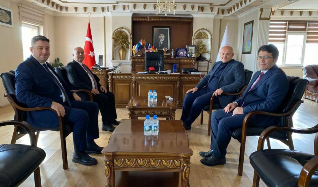 Aksaray İl Defterdarı Naci Günaydın ve beraberindeki heyet, Ağaçören Kaymakamı