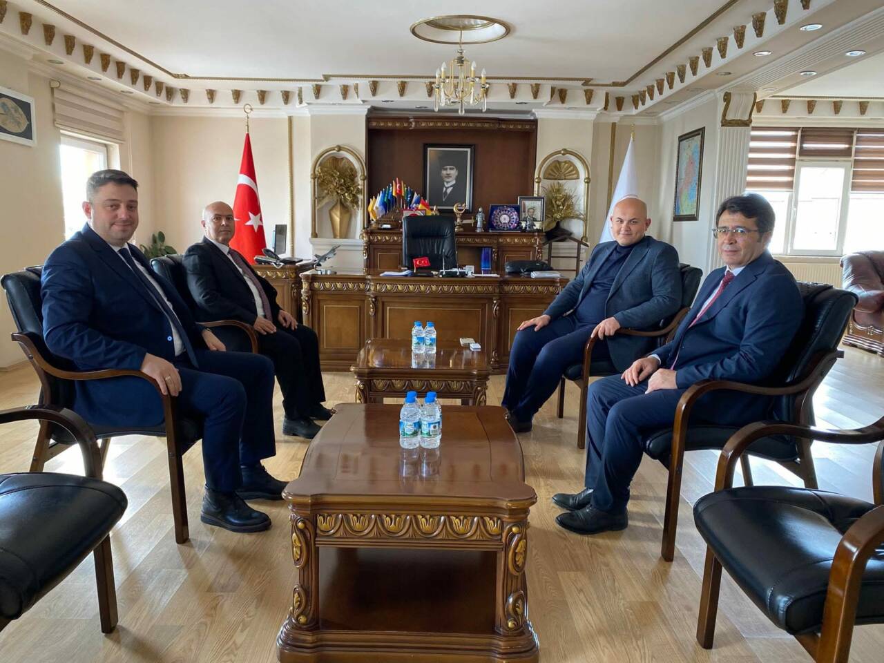 Aksaray İl Defterdarı Naci Günaydın ve beraberindeki heyet, Ağaçören Kaymakamı