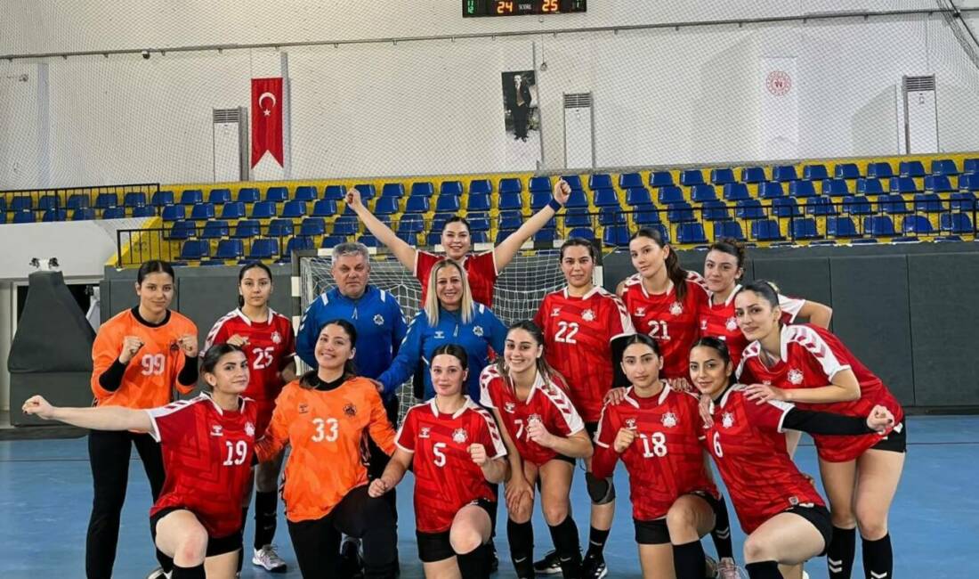 Türkiye Kadınlar Hentbol 1. Lig 8. hafta karşılaşmasında Aksaray Belediyespor,