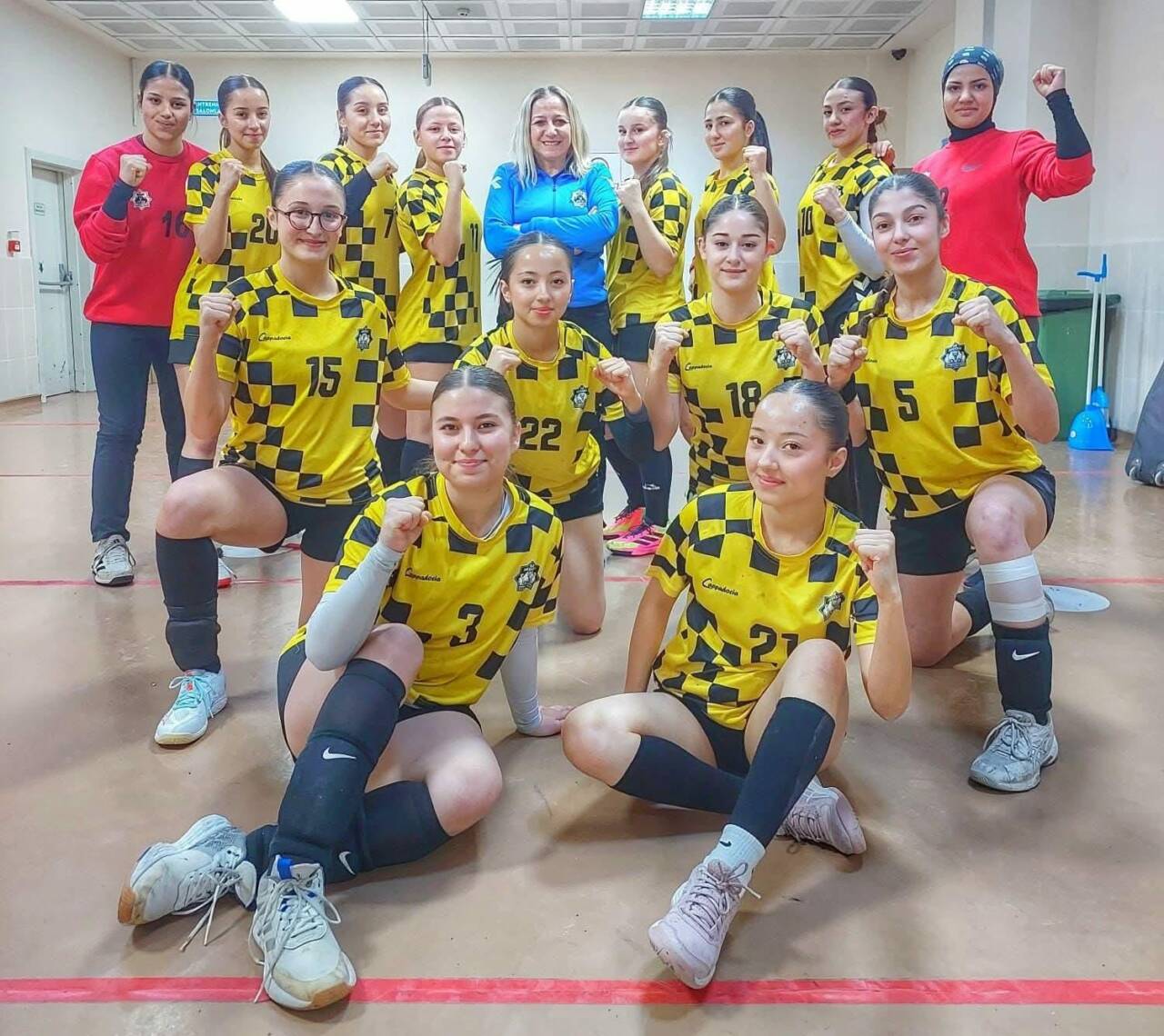 Aksaray Belediyespor Yıldız Hentbol, zorlu fikstür ve gece yarısına sarkan