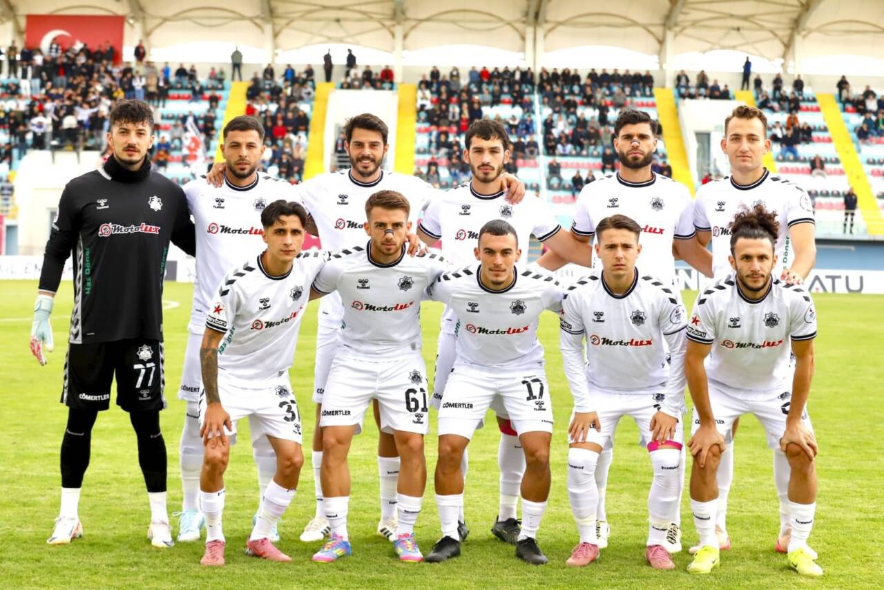 TFF 2. Lig Kırmızı Grup 21. hafta maçında Aksaray Belediyespor,