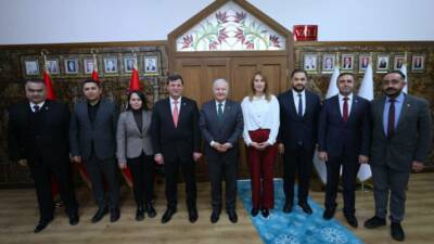 Aksaray Baro yönetimi, Aksaray Valisi Murat Duru’ya hayırlı olsun ziyaretinde