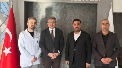Aksaray İl Sağlık Müdürü Abdullah Güleç ile ilçe sağlık yöneticileri,