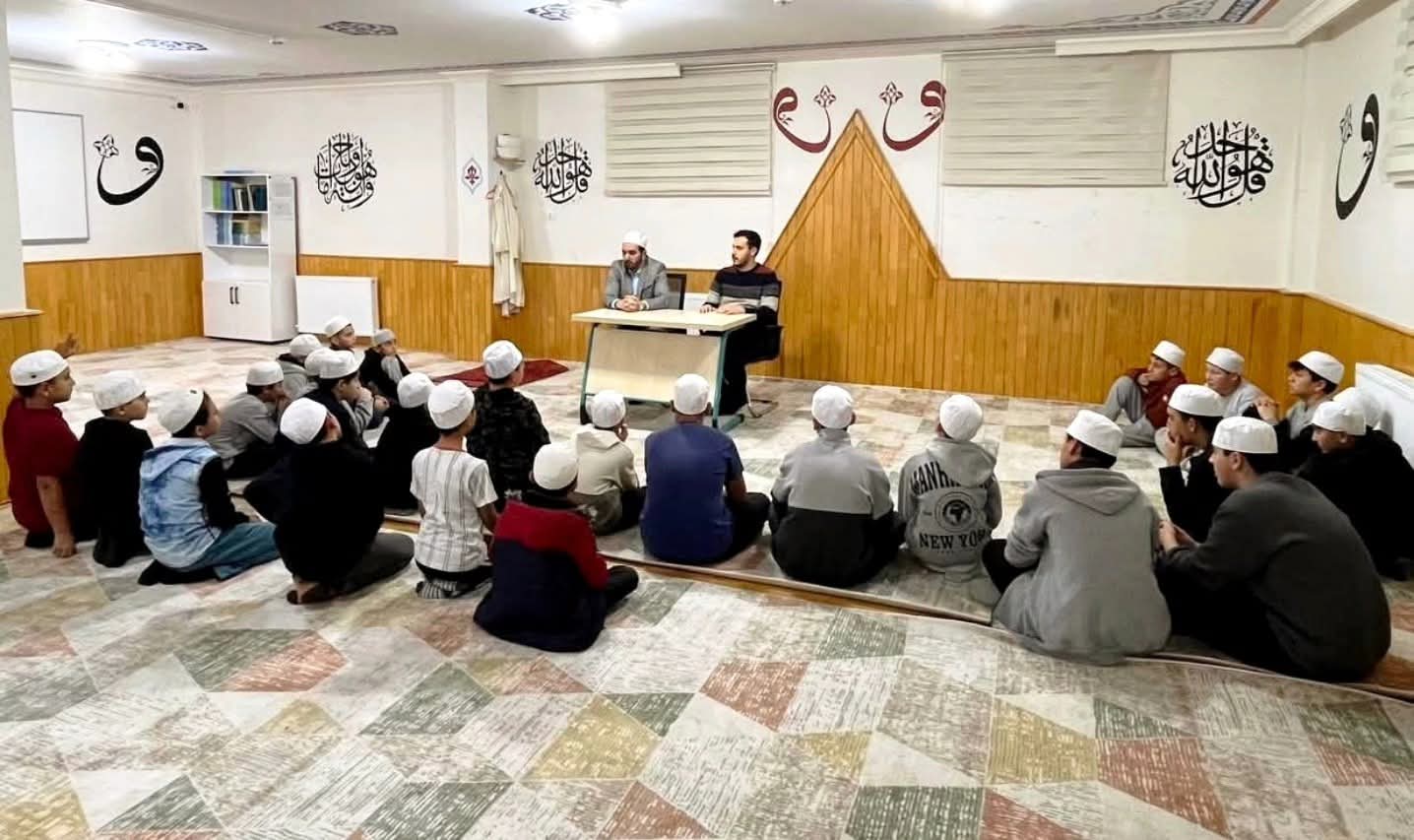Sultanhanı Yunus Emre Hafızlık Kur’an Kursu bünyesinde düzenlenen “Bir Konu