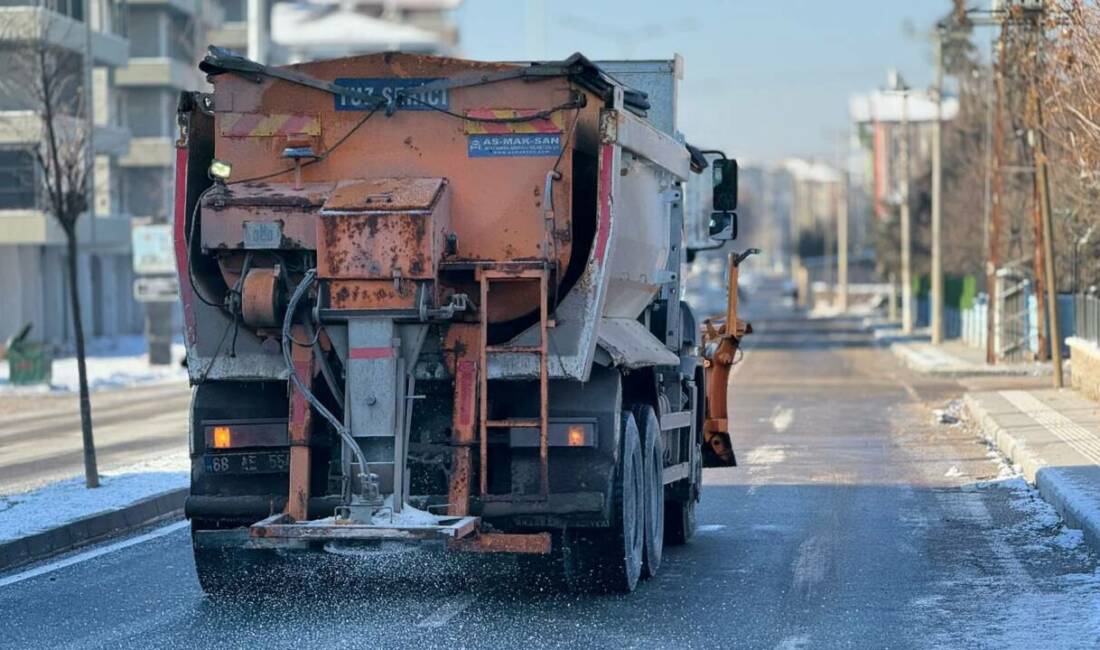 Aksaray Belediyesi, dondurucu soğuğun etkili olduğu günlerde vatandaş güvenliği için