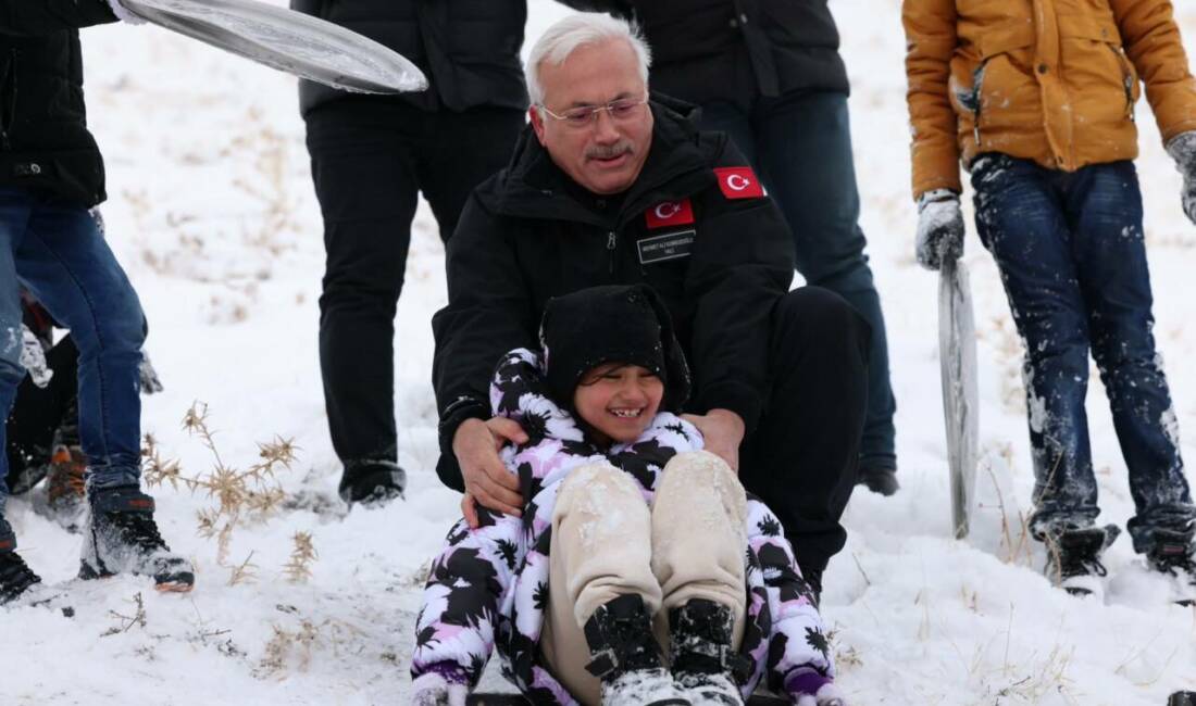 Aksaray Valisi Mehmet Ali Kumbuzoğlu, Yuva Köyünde yürütülen karla mücadele