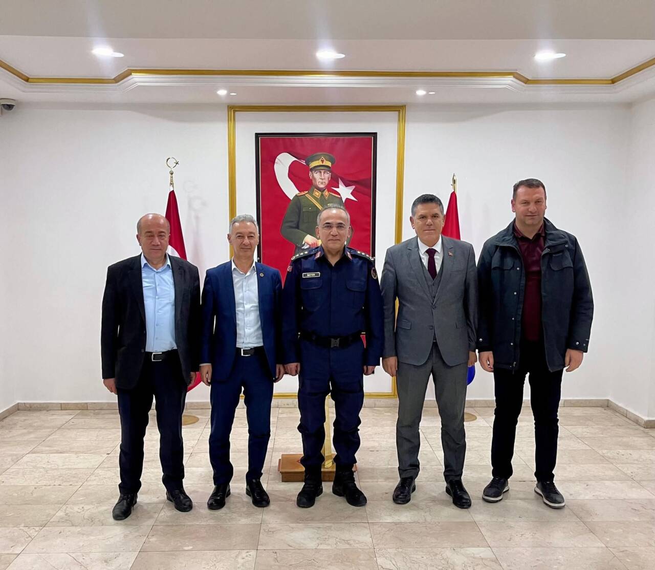 Eskil Belediye Başkanı Mustafa Zavlak, Aksaray İl Jandarma Komutanı Albay